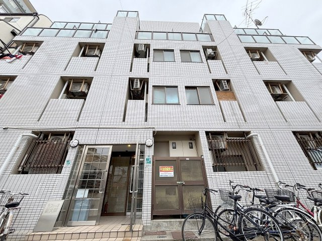 ラフィーネ新大阪の外観