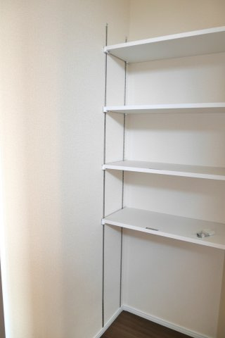 鳥栖市今泉町　１号棟　一建設株式会社の収納