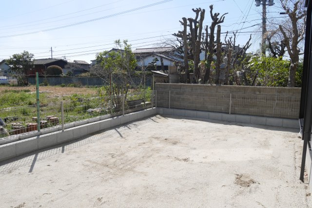鳥栖市今泉町　１号棟　一建設株式会社の庭