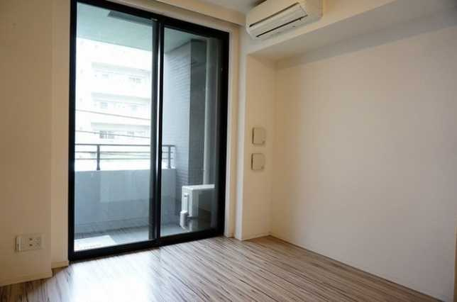 パークフラッツ中目黒　ペット相談　目黒川沿い　トランクルームの居間・リビング