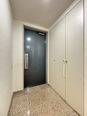 豊富な収納量を誇るシューズボックス。