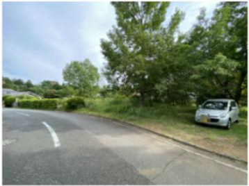 伊豆の国市　富士見ニュータウンの前面道路含む現地写真