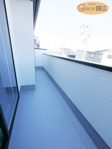 加古郡稲美町中村１期（全3棟）2号棟のバルコニー