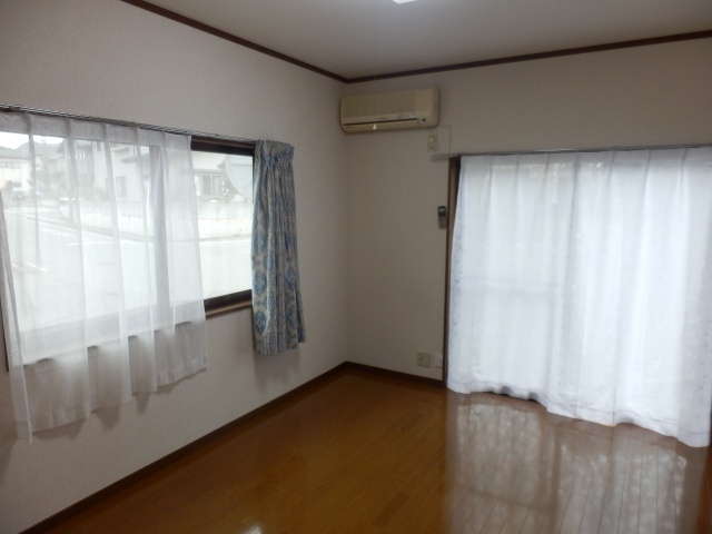 飯田4丁目6-8貸家の洋室|南2号棟のサンプル写真になります