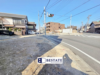 【前面道路含む現地写真】