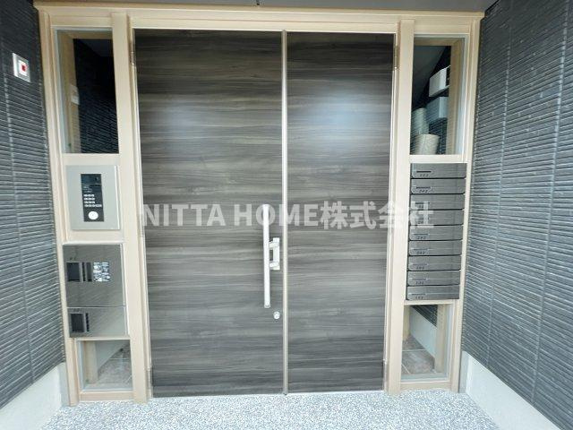 シャーメゾン境谷のエントランス|清潔感のあるエントランスです☆