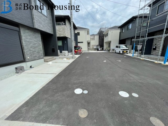 ファミリー向け4LDK　日富美町1期　全7区画　1号棟の駐車場
