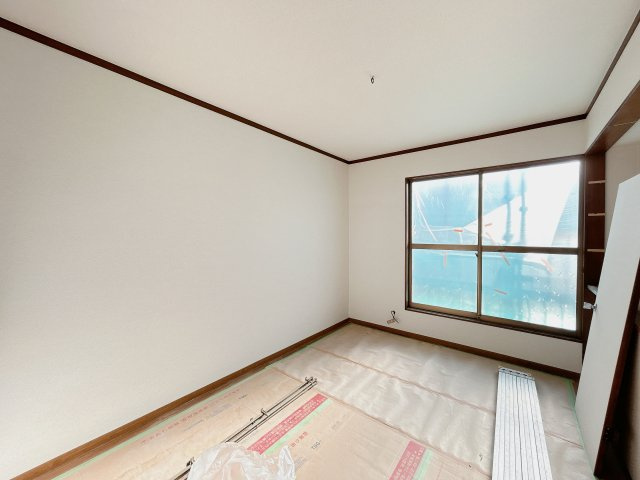 栃木市箱森　中古戸建の洋室