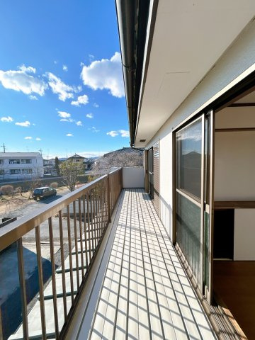 栃木市箱森　中古戸建のバルコニー