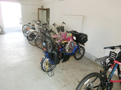 【駐車場】 | アズウェル