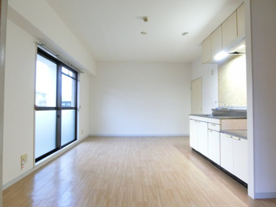 【居間・リビング】 | アズウェル