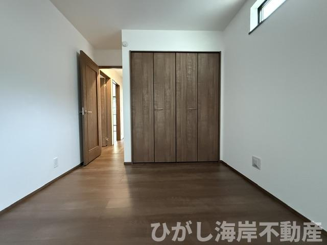 藤沢市大庭　新築戸建　全３棟の内装|5.2帖　洋室