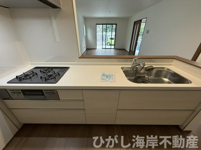 藤沢市大庭　新築戸建　全３棟のキッチン|システムキッチン