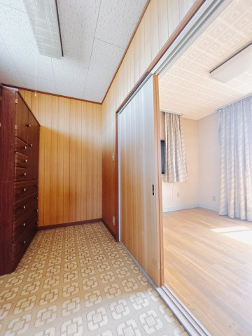 【中古戸建】伊勢崎市宮子町の収納|■納戸｜収納としても使用OK！自分時間を楽しむ空間でもOK！使い方沢山の納戸スペース！
