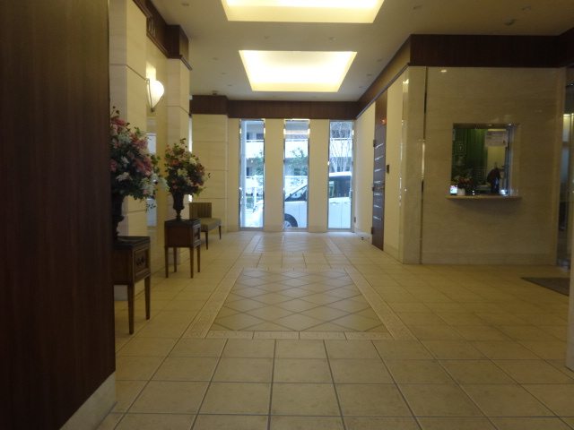 グランブルー宝塚のロビー