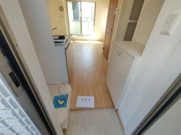 フェリーチェ川口元郷Aの玄関