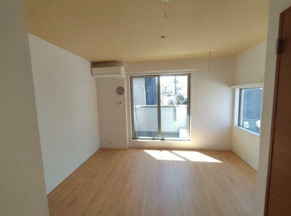 フェリーチェ川口元郷Aの内装|別号室の写真です