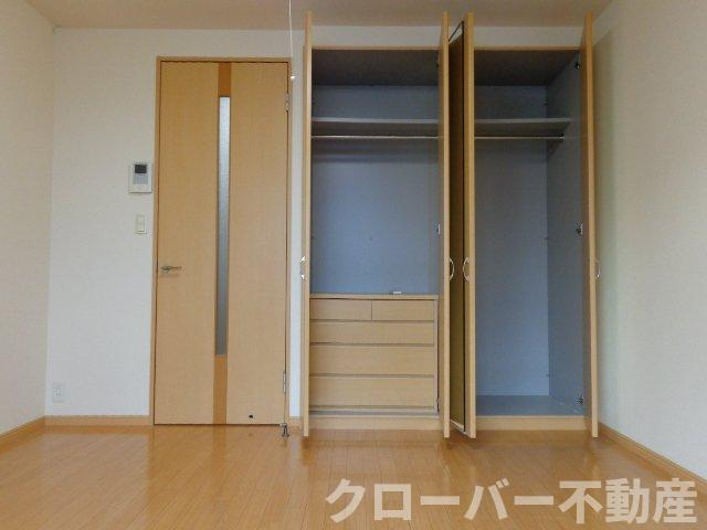 レスポワール善通寺の収納|クローゼット