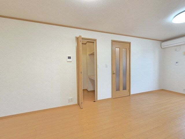 福岡市早良区原４丁目のアパートのその他