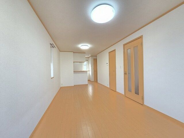 福岡市早良区原４丁目のアパートの寝室