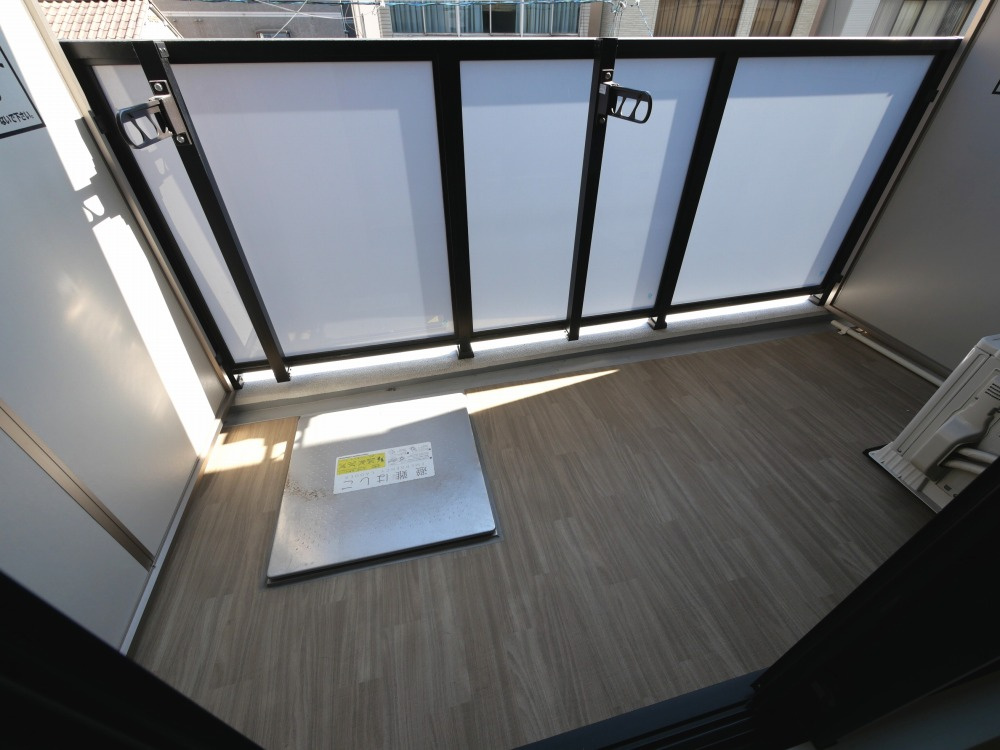 大阪市浪速区大国３丁目の賃貸マンションのバルコニー