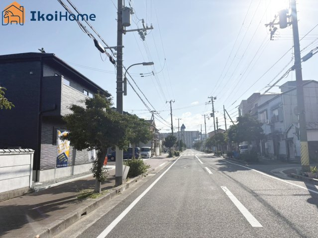 明石市日富美町1期　全7棟1号棟　新築戸建の前面道路含む現地写真|【ホームページに現地動画掲載中】●年中無休：当日予約可●明石駅徒歩15分・大観小学校徒歩9分通学便利