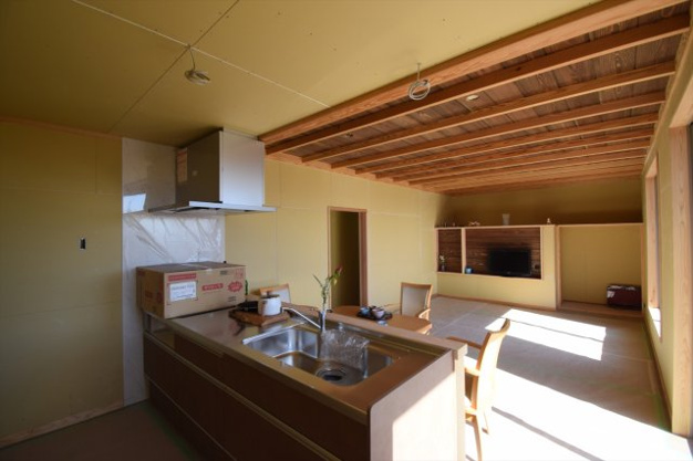 【居間・リビング】 | 大室高原別荘地　戸建