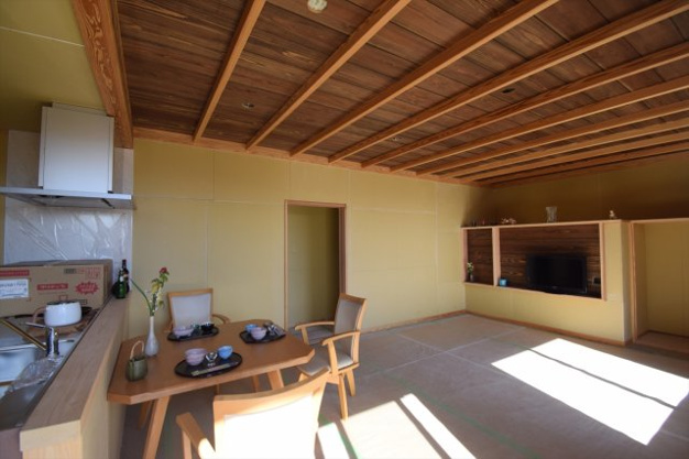 【居間・リビング】 | 大室高原別荘地　戸建