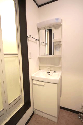 AQUE2の独立洗面台|しっかり独立の洗面台がついています♪