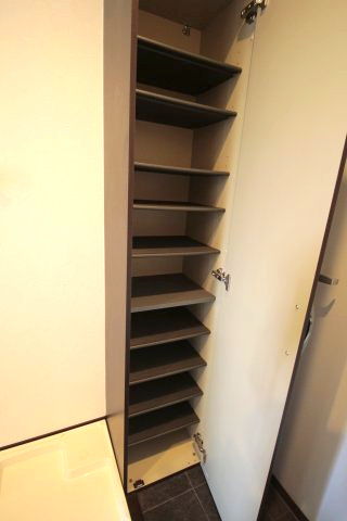 AQUE2の収納|大きいシューズボックス　