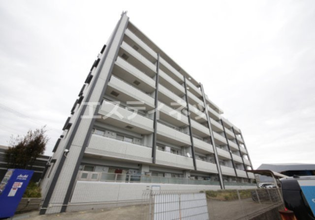 ブランドゥース