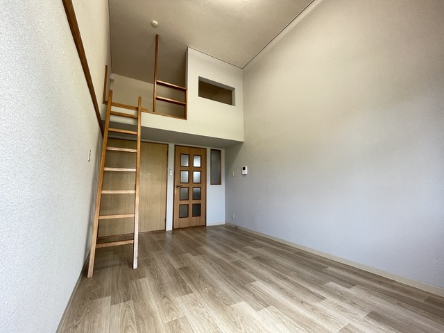 メゾンジュネスの洋室