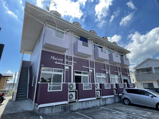 メゾンジュネスの外観