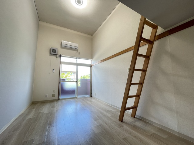 メゾンジュネスの洋室