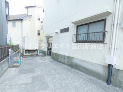 【エントランス】 | セントラルコーポフェニックス