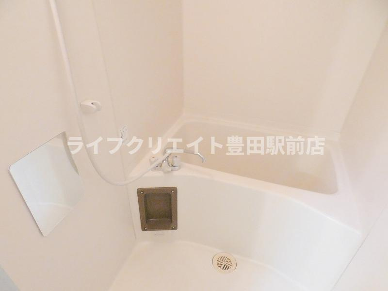 セントラルコーポフェニックスの浴室