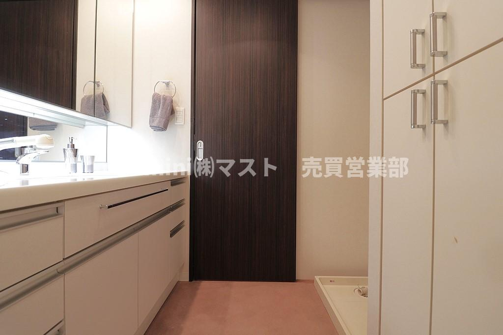 パークシティ大阪サウスガーデンズの独立洗面台