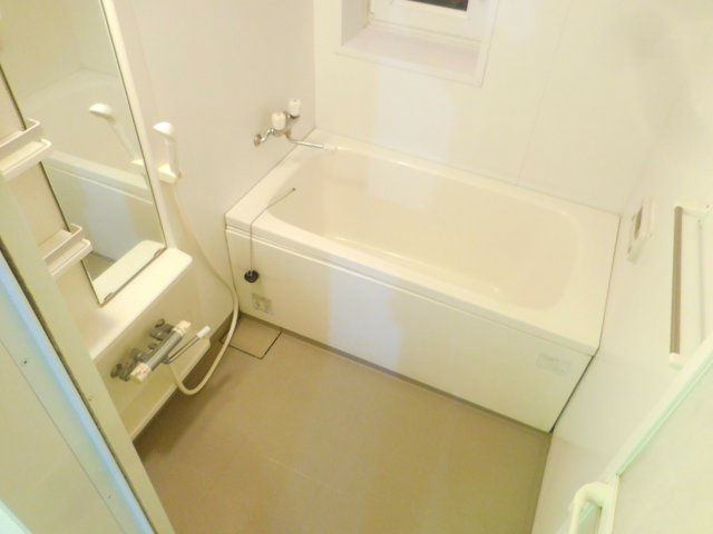 高槻市上本町の賃貸マンションの浴室