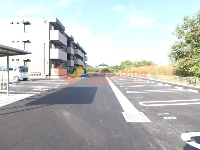 Augusta（オーガスタ）の駐車場