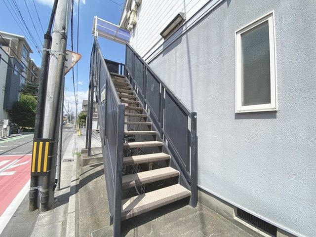 CASA与野のその他共用部分|共用階段です☆