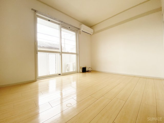 CASA与野の寝室|フローリングの状態良好です！