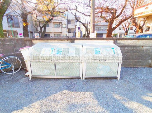 メゾンビューラー(メゾンビューラー)