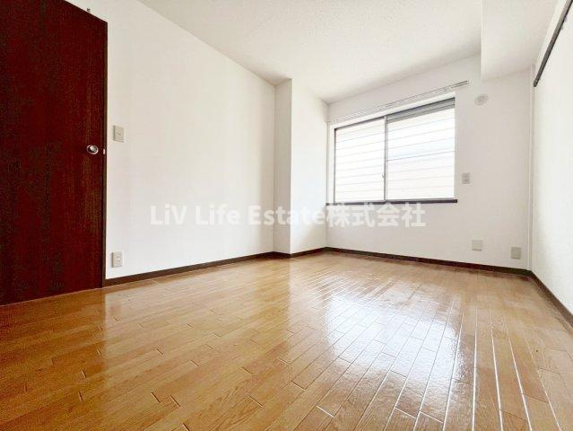 メゾンビューラー(メゾンビューラー)の寝室