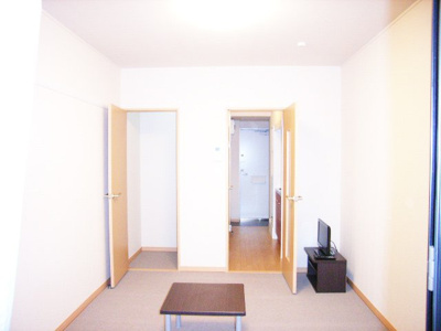 【居間・リビング】 | レオパレスかわせみ