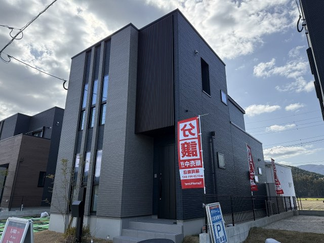 二丈上深江　新築戸建　６棟現場の外観
