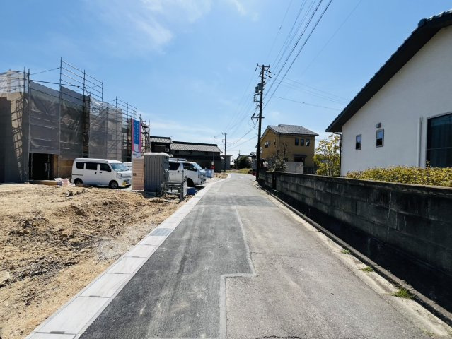 豊明市沓掛町西本郷69番1、71番1『仲介手数料無料』新築戸建ての前面道路含む現地写真