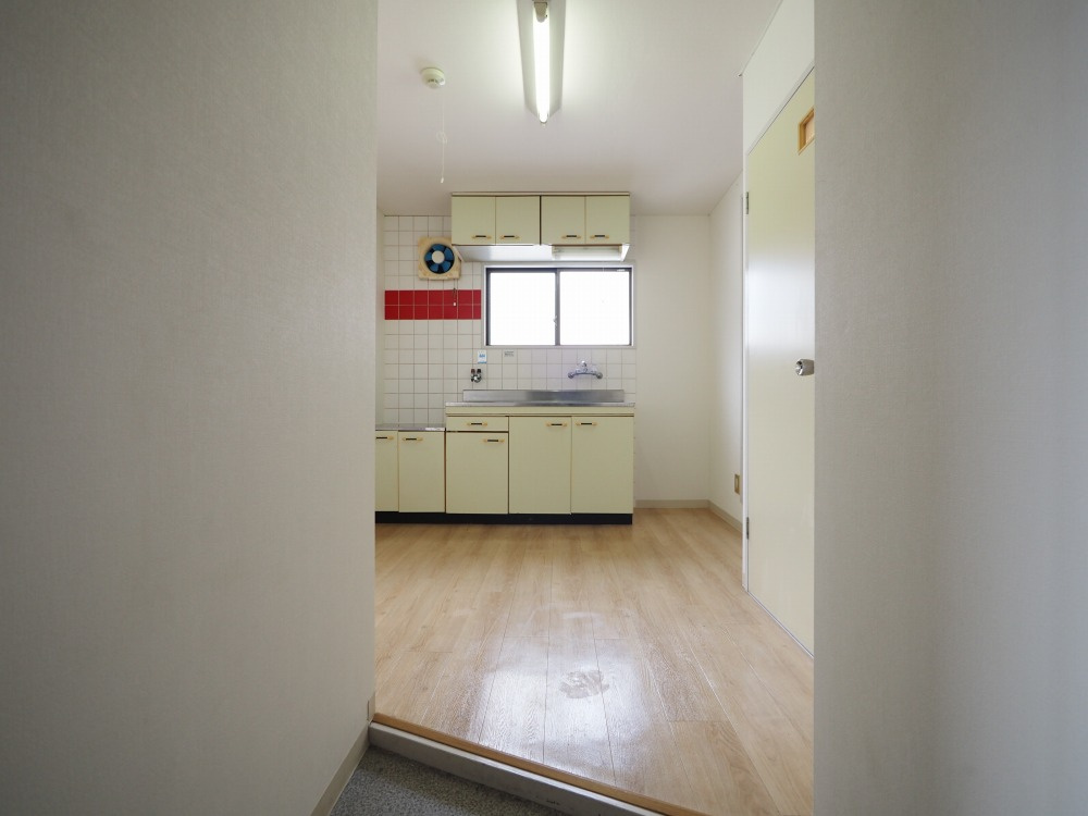 大阪市城東区新喜多東２丁目の賃貸マンションの玄関