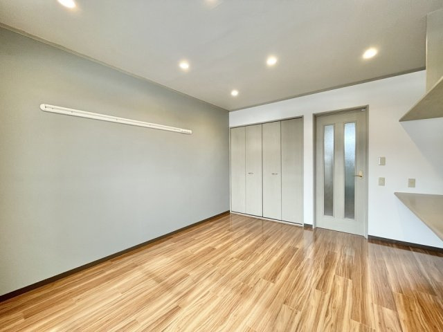 メゾン シャルムの洋室