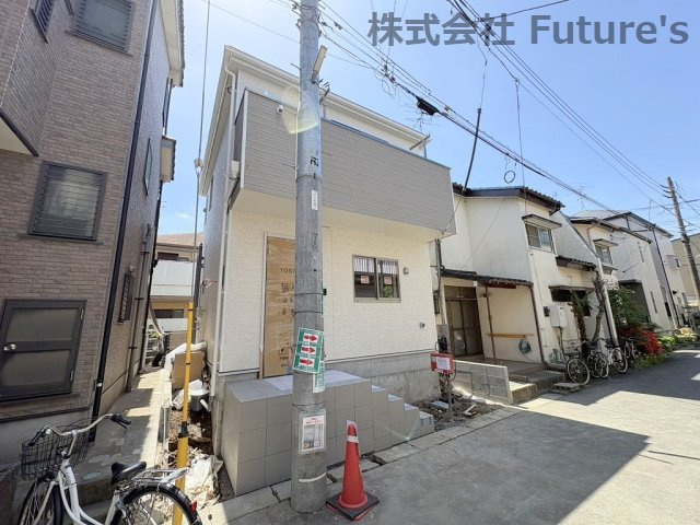 三郷市谷中　新築戸建　全1棟の外観|現地の写真になります。