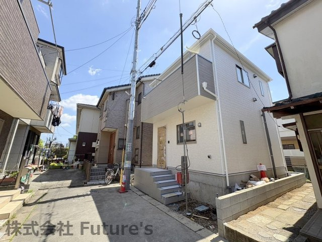 三郷市谷中　新築戸建　全1棟の外観|現地の写真になります。